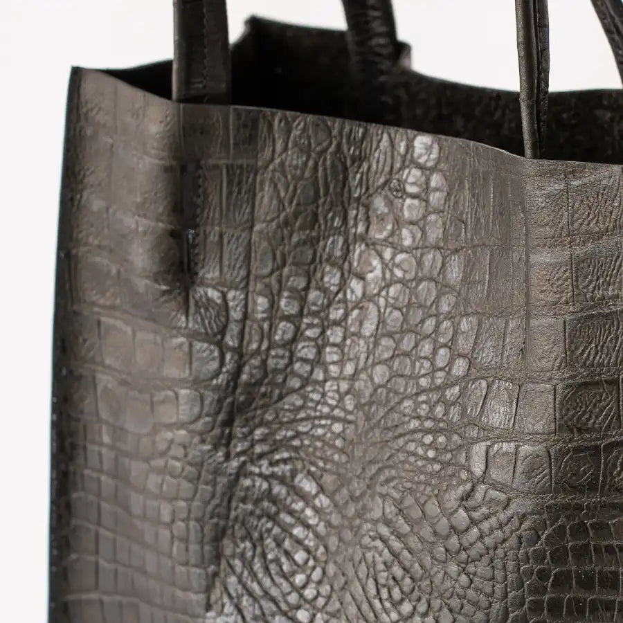 Sac cabas Yoko - En cuir noir imprimé crocodile